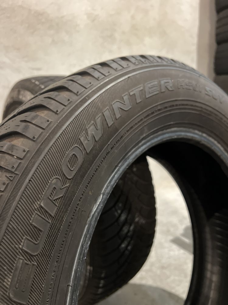 215/65/17 Falken Zimowe