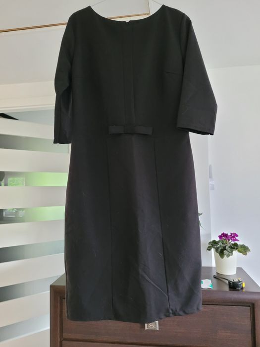 Czarna sukienka 36