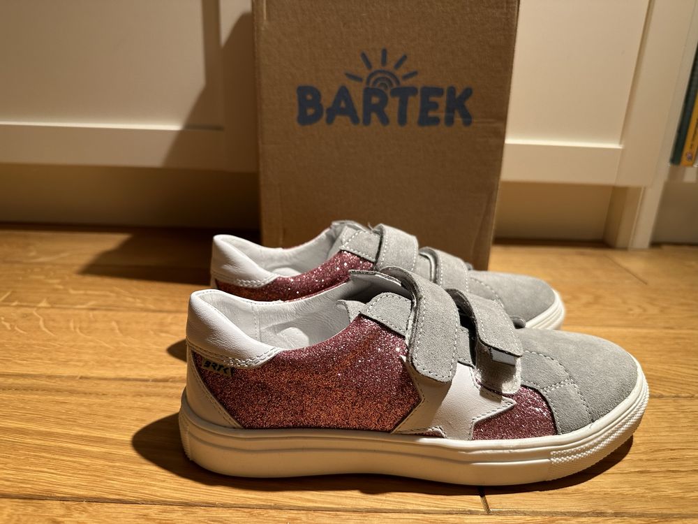 Buty sneakersy Bartek nowe z metka skóra naturalna