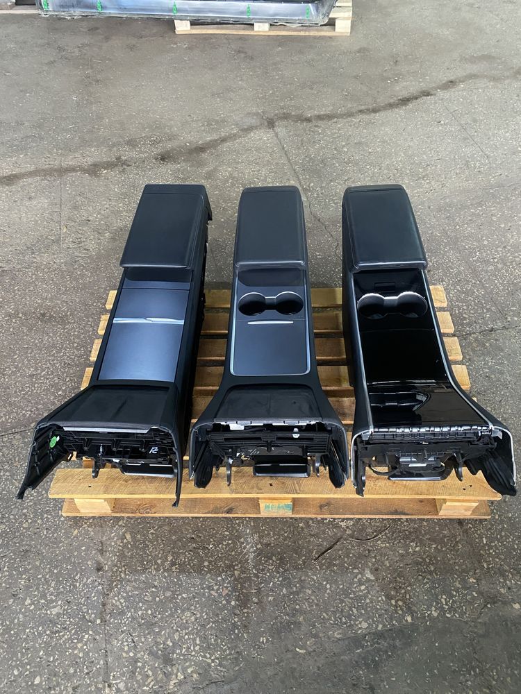 Консоль Tesla Model 3/Y