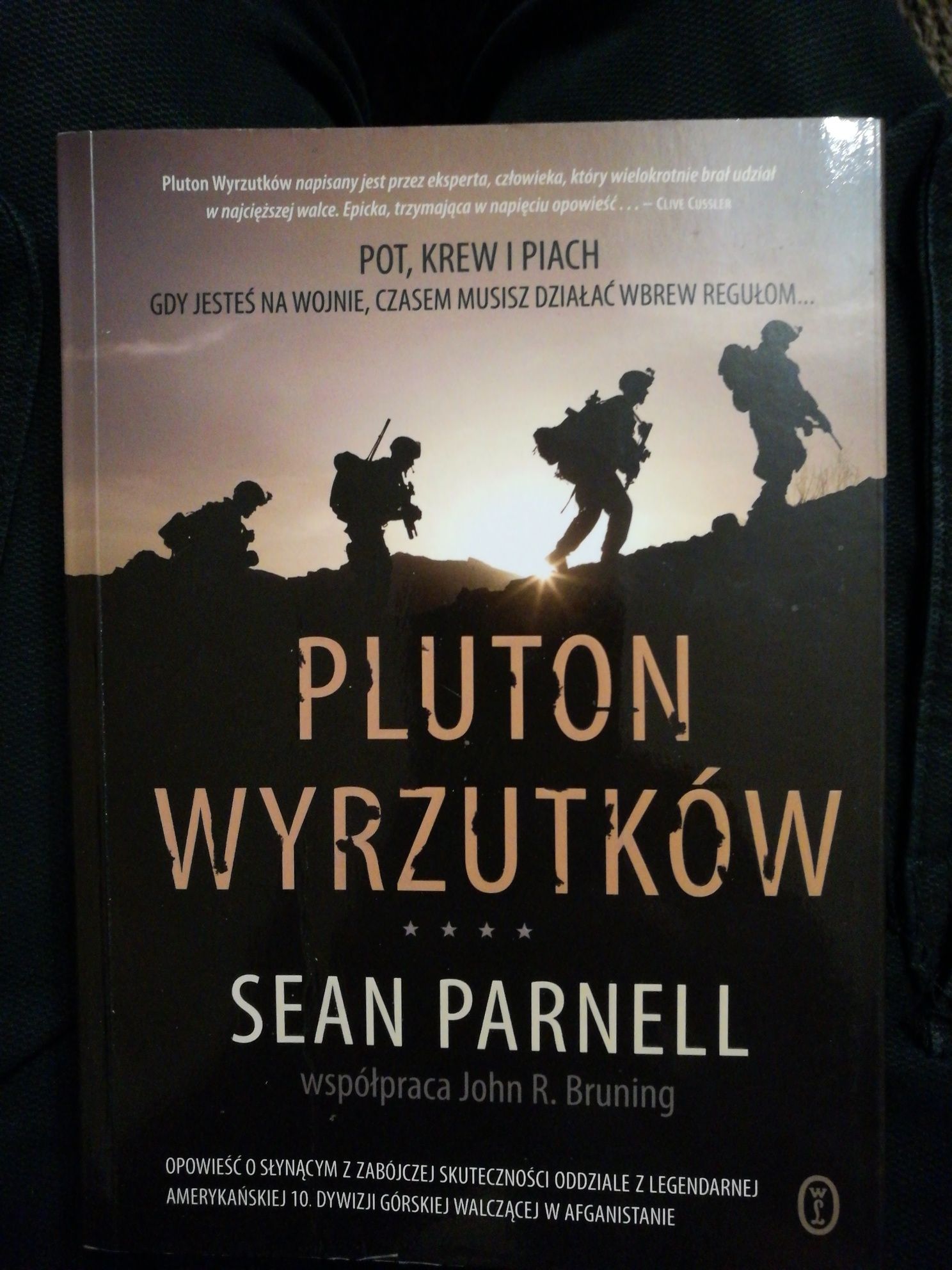 Pluton wyrzutkow Sean Parnell