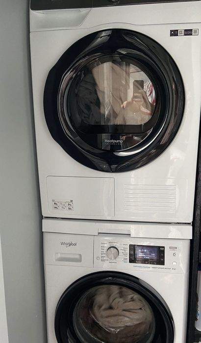 Продається 3кімнатна квартира з свіжим дизайнерським ремонтом