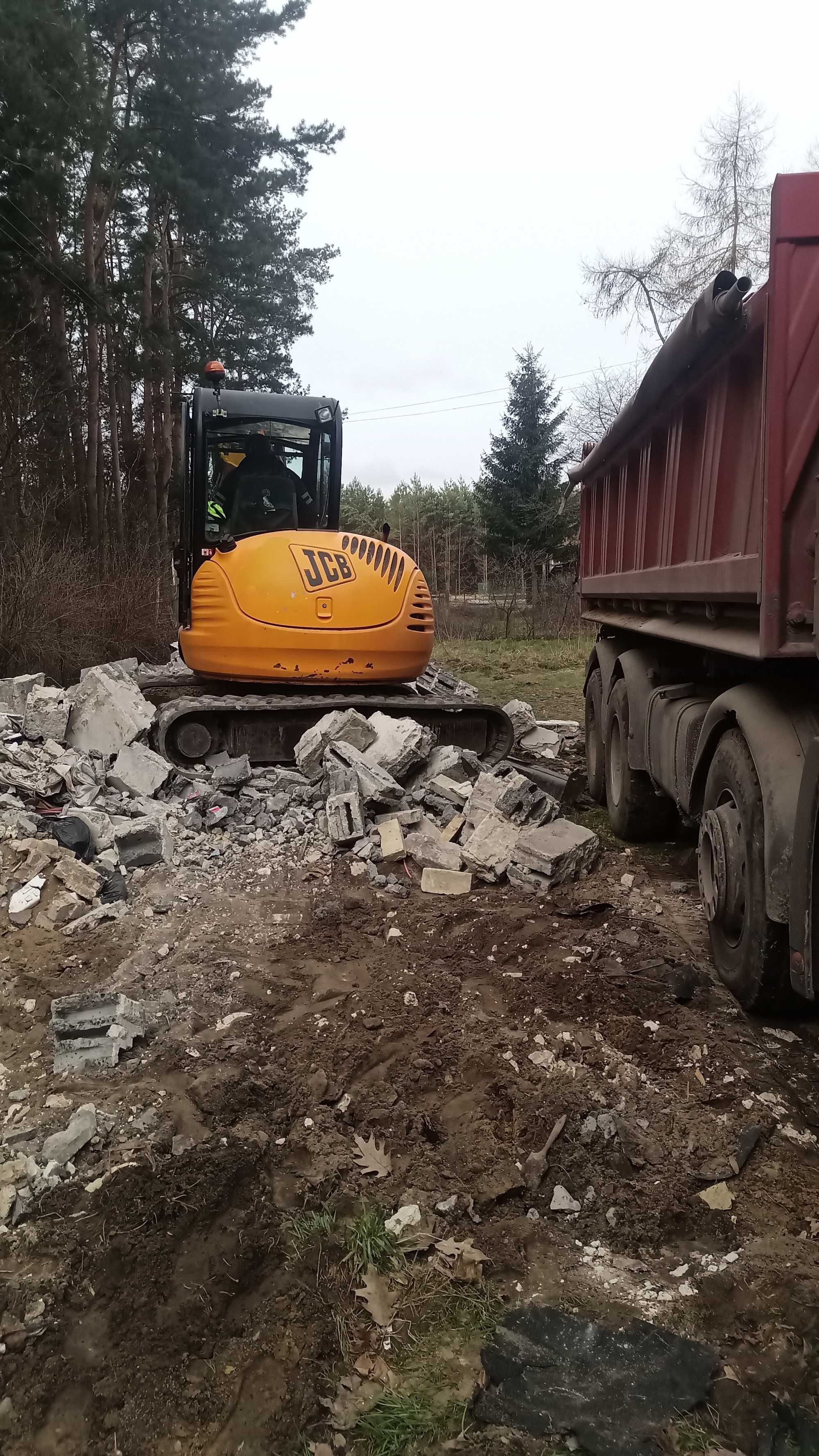 Piasek zasypowy podsyp do fundamentów pod kostke