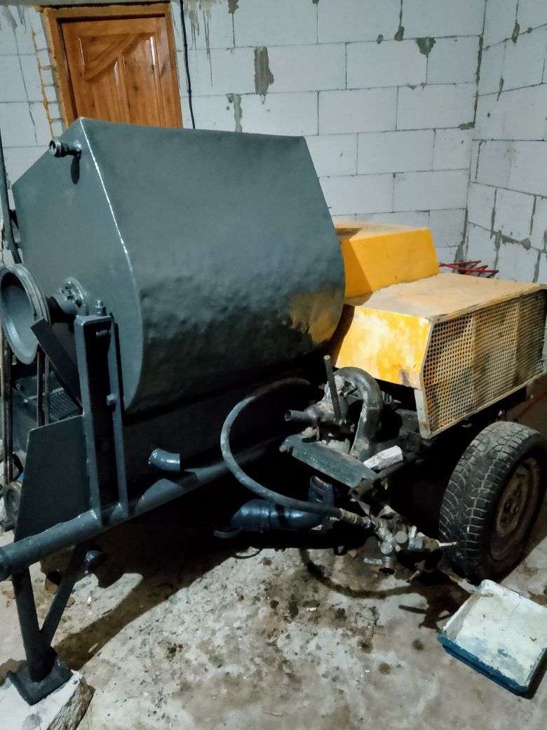 Продаю штукатурну станцію р-13