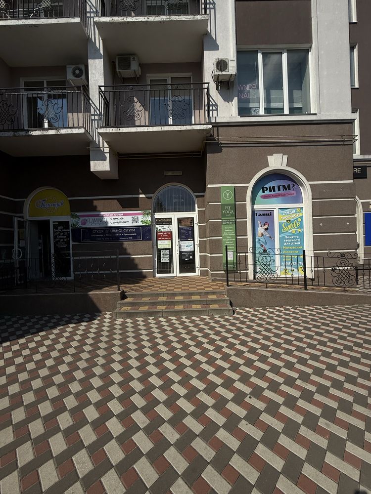 Прибуткове комерційне приміщення в центрі міста. Буча Нове шосе 8