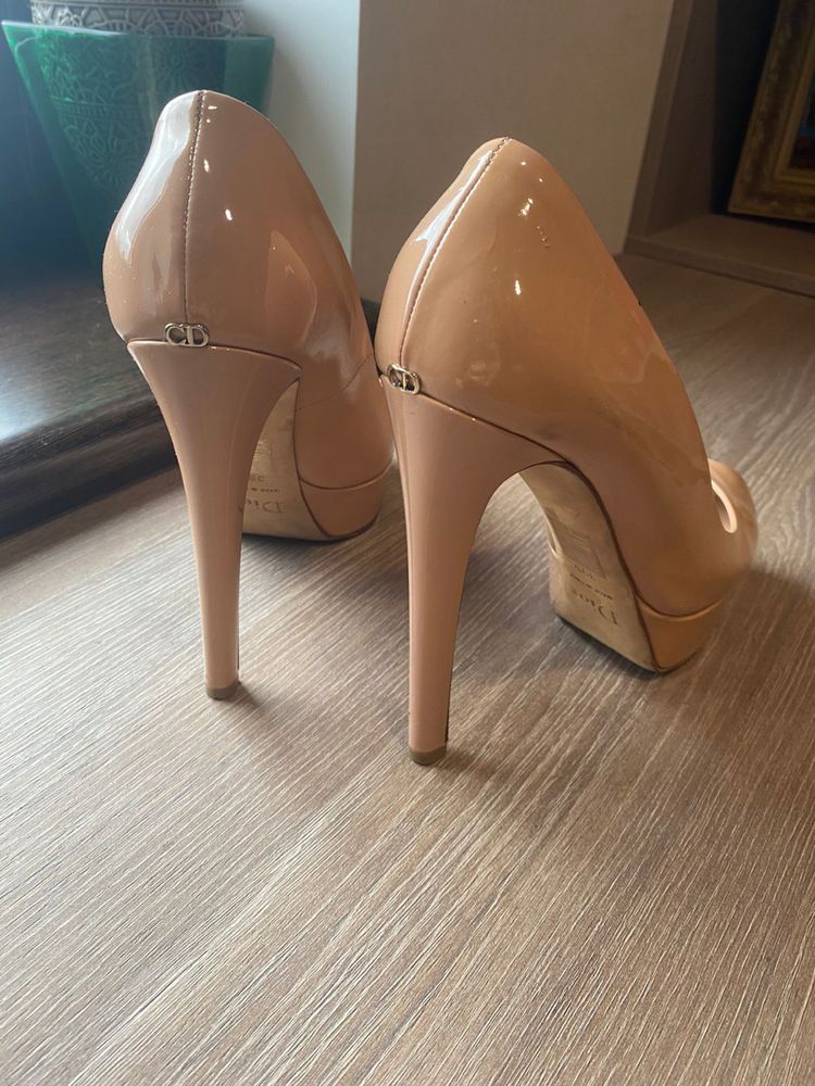 Женские туфли Dior