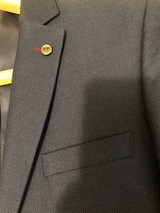 Костюм для підлітка р. 44 S. Стильний, якісний. Стан нового