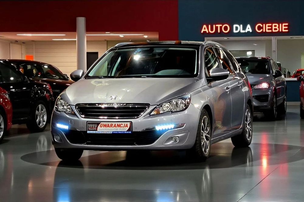 Peugeot 308 Ledy+Kamera+Panoramiczny Dach+Bezwypadek+Orginalny Przebieg-Gwarancja
