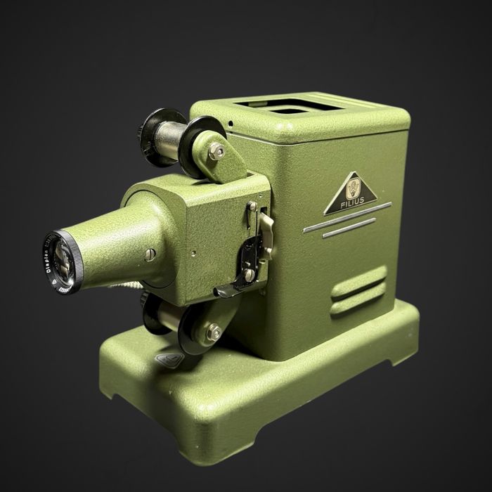 Projektor filmowy Filius z obiektywem Meyer Optik Görlitz B5/110625