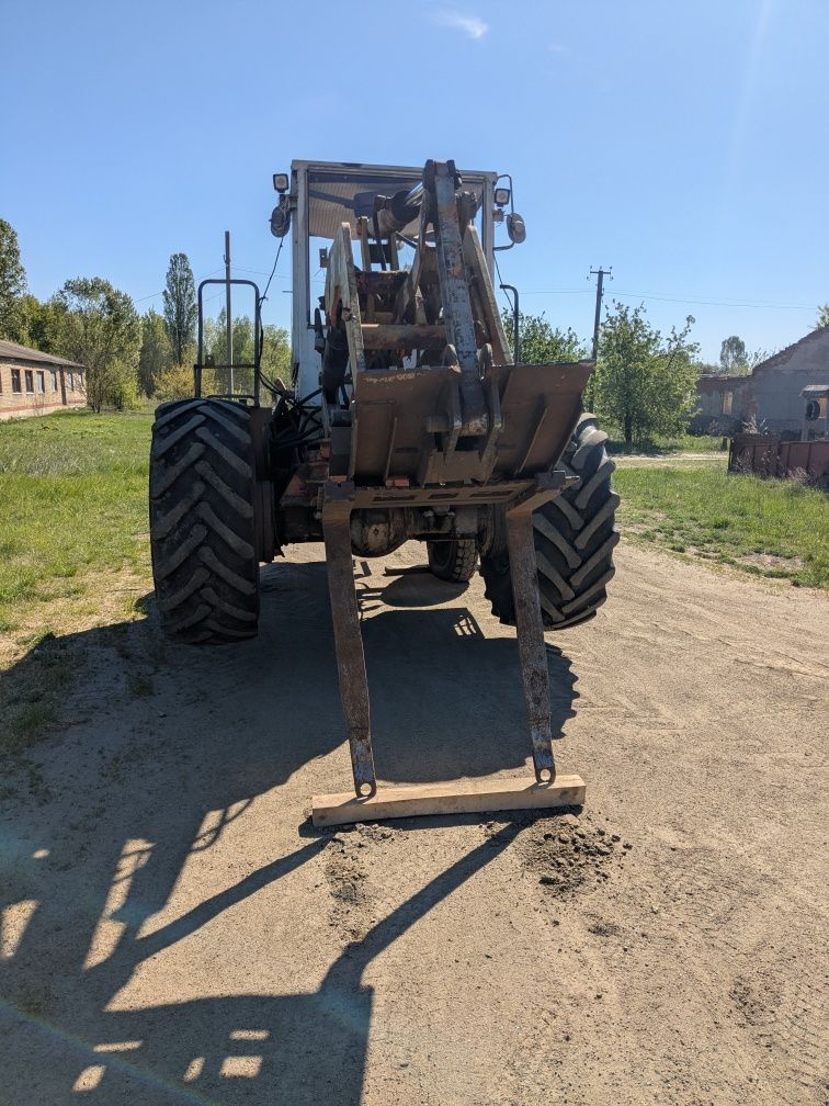 Продам навантажувач un 053