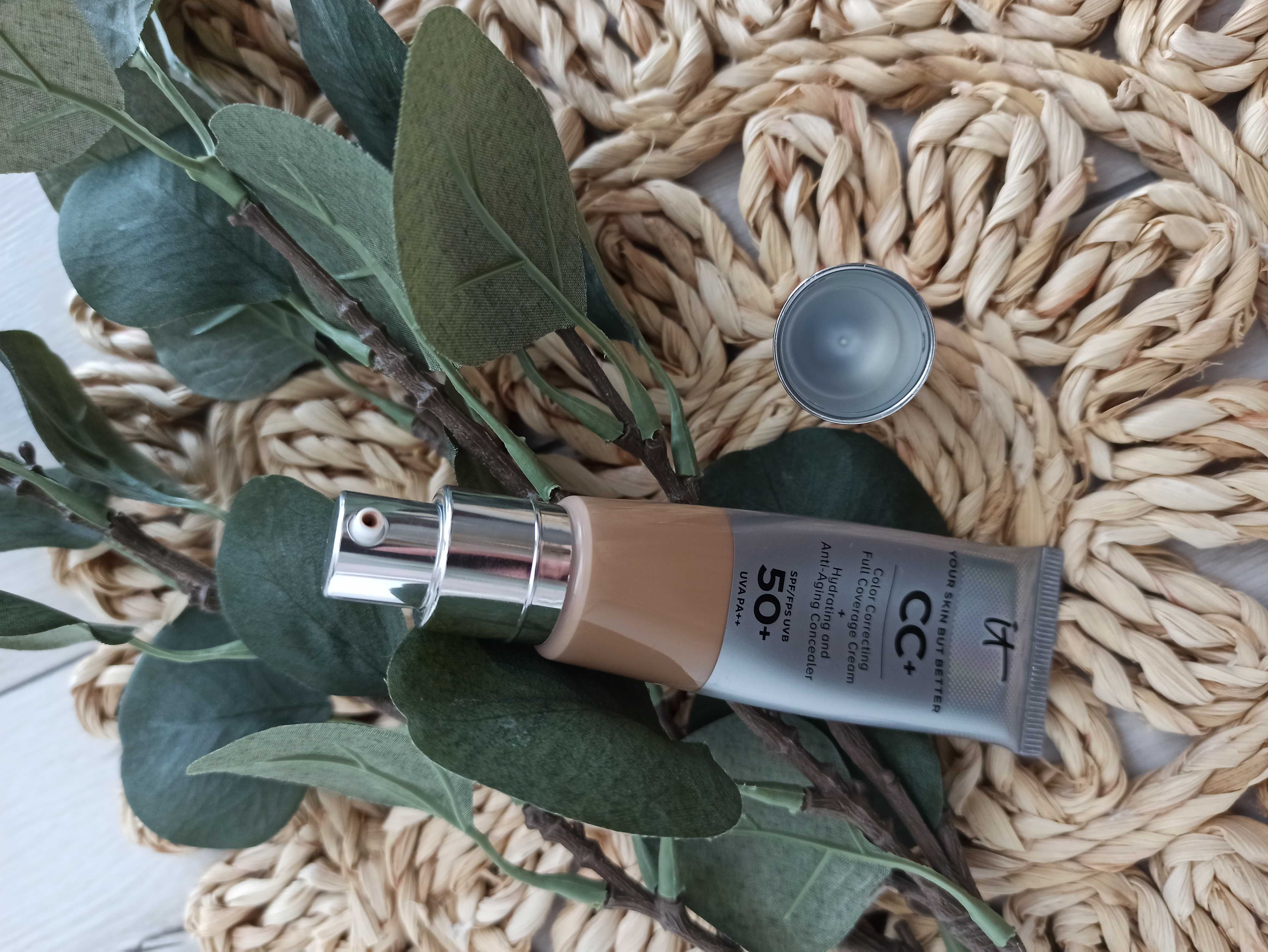 IT Cosmetics your skin but better CC+ SPF 50+ Light