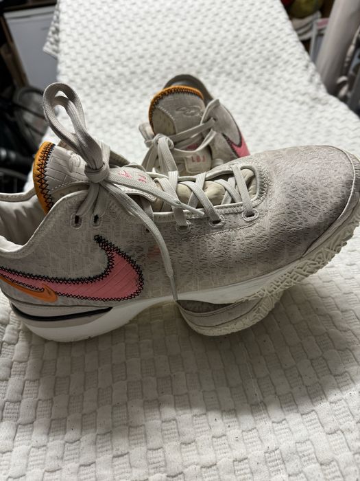 Sapatilha Lebron XX NXXT