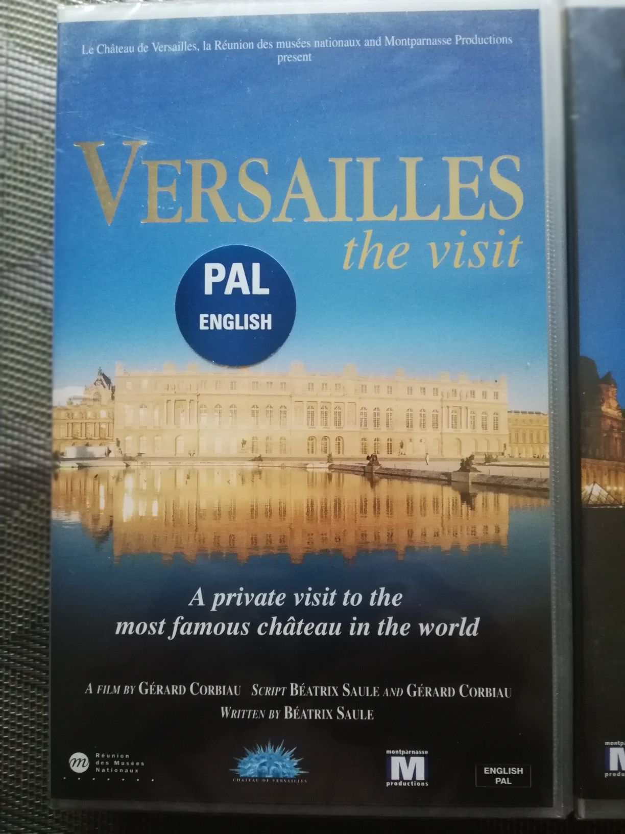 Kasety VHS pal szt.2 Luwr,Wersal