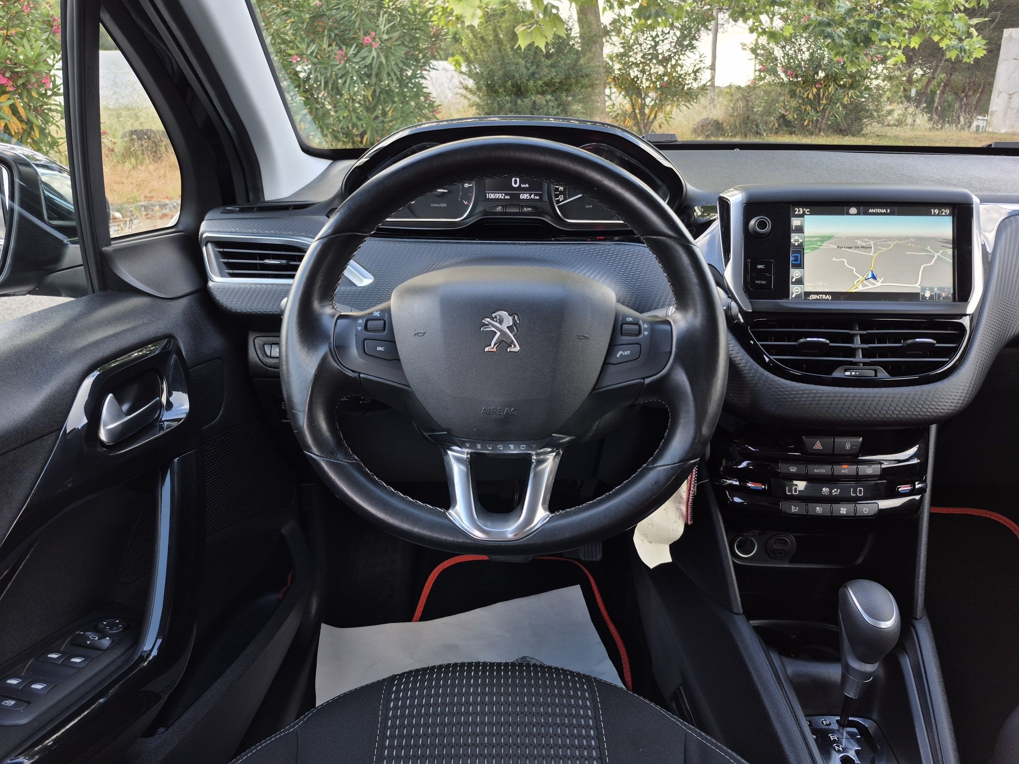 Peugeot 208 - AUTOMÁTICO | GARANTIA | ALLURE