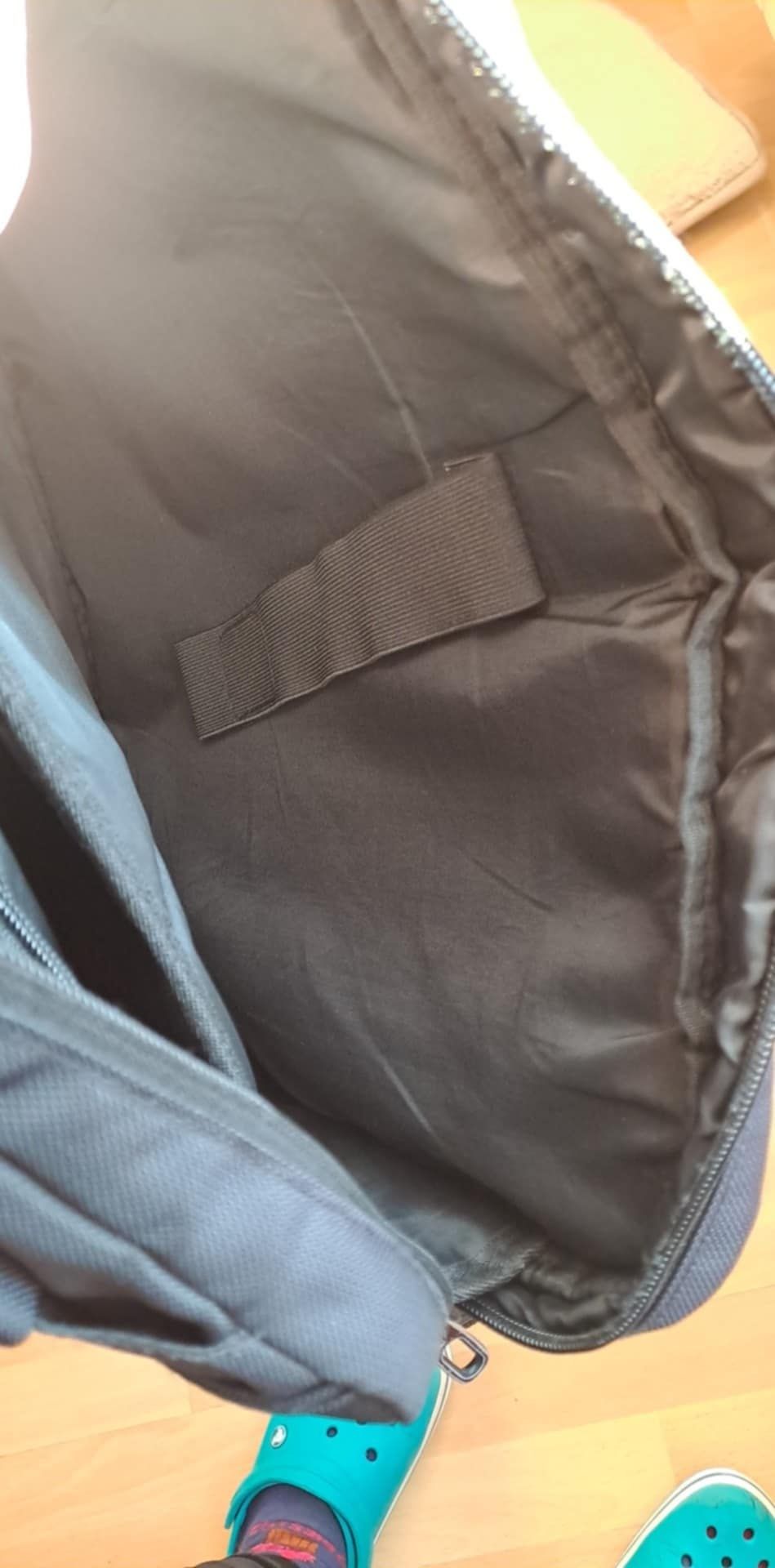 Sprzedam torbę np na laptopa 4F stan bardzo dobry