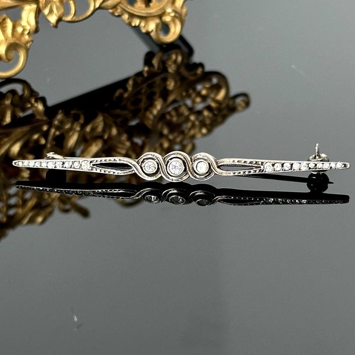 Srebrna broszka secesyjna z Kryształem Górskim Oryginalna z ok. 1900 r