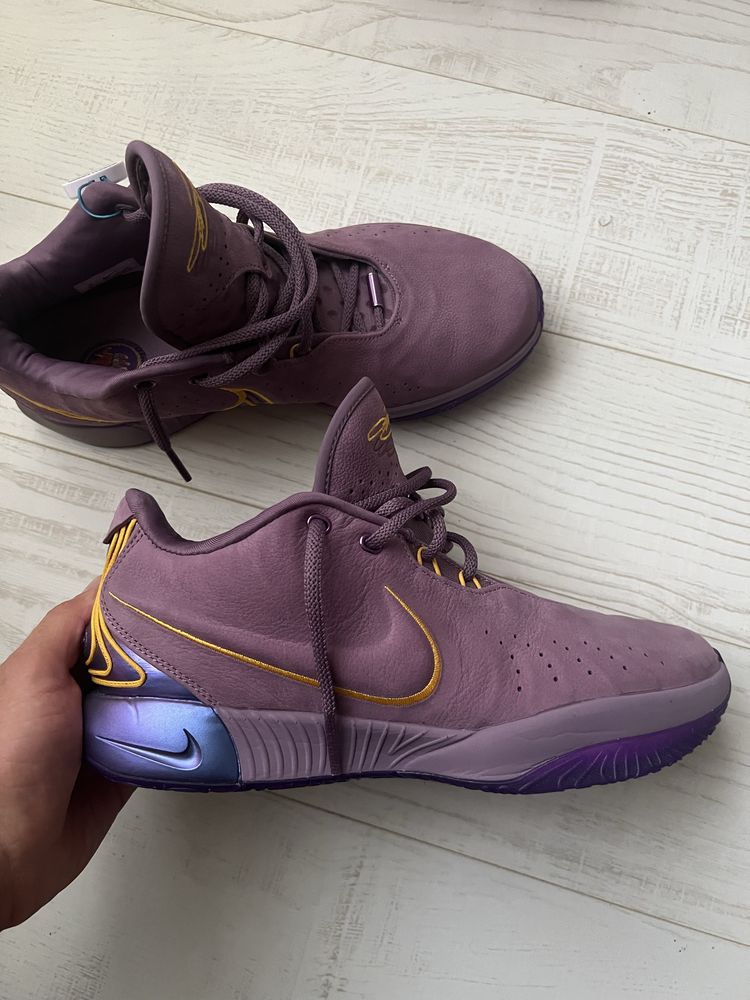Кроссовки Баскетбольные “Lebron XXl Purple Rain” 11 us