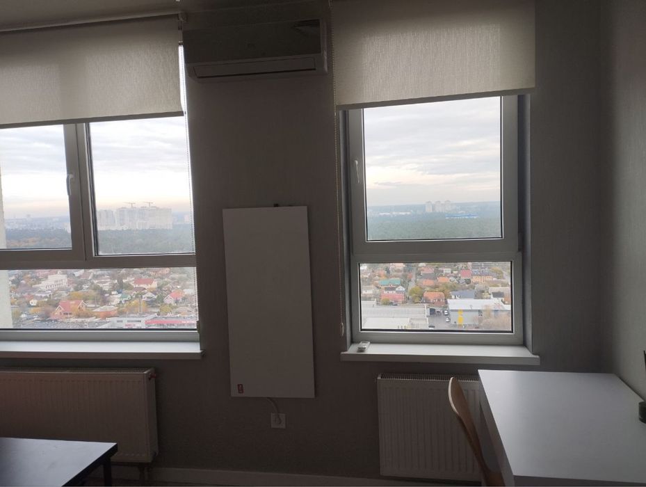 Евро 2 кімнатна , метро Бориспільська Бажана 17