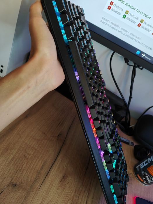 Klawiatura Corsair k70 mk.2 rgb, podkładka chłodząca