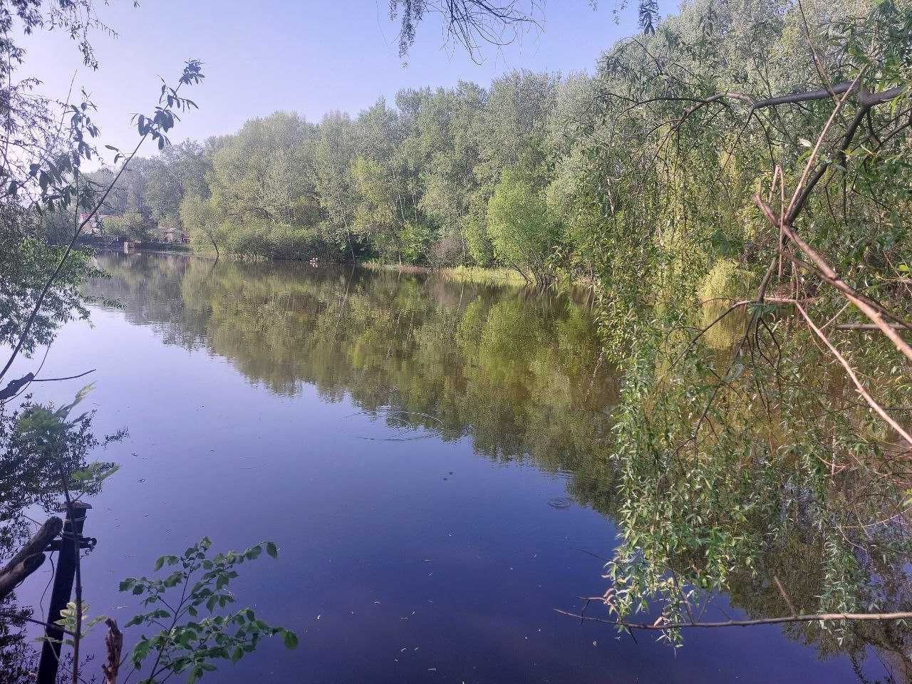 Дача у кооперативі ІВКИ, з виходом у озеро []