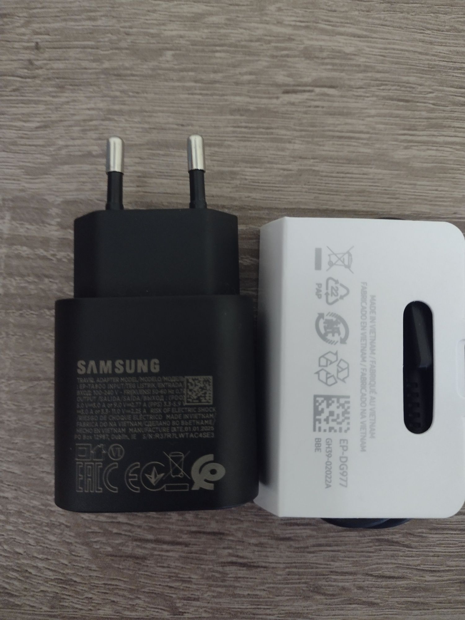 Швидкісна зарядка  Samsung 25W.PDБлок + Кабель EP-TA800
