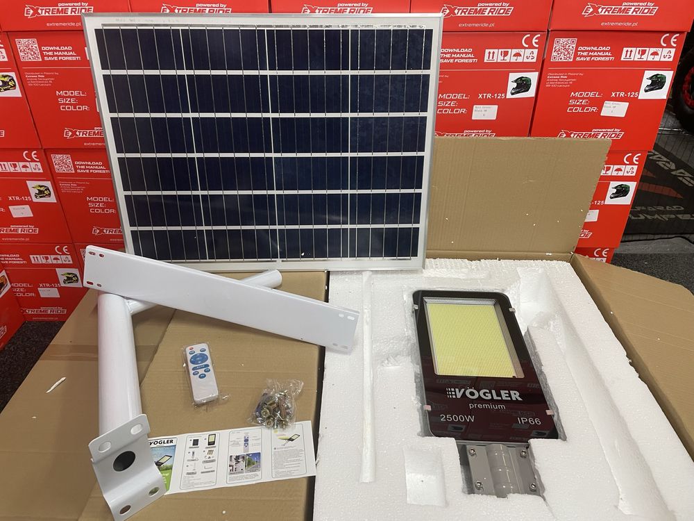Lampa Solarna PREMIUM Uliczna VÖGLER GmBh wersja 2500 W, latarnia