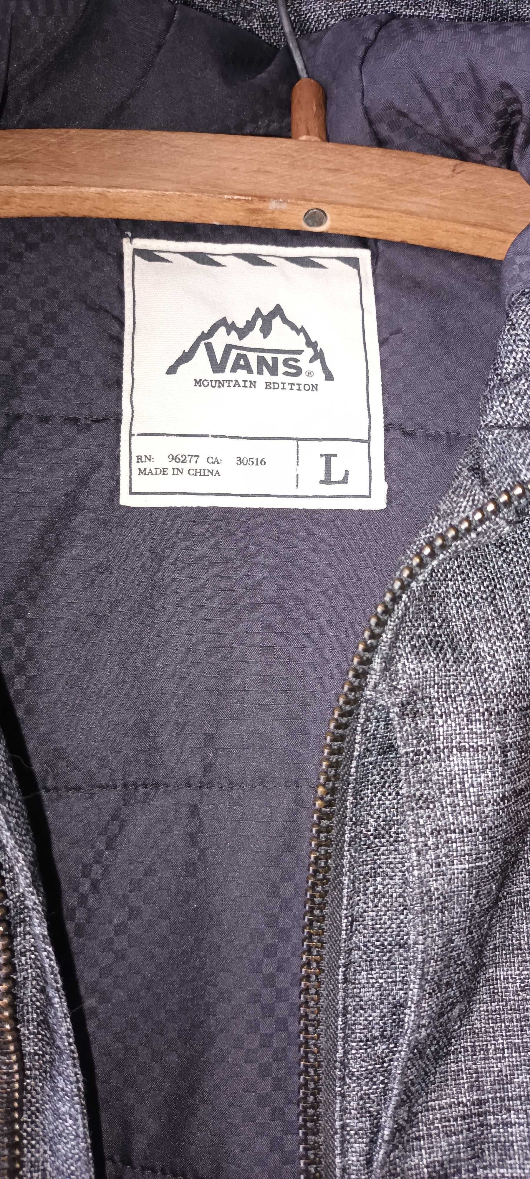 Термокуртка утеплена синтепоном Vans