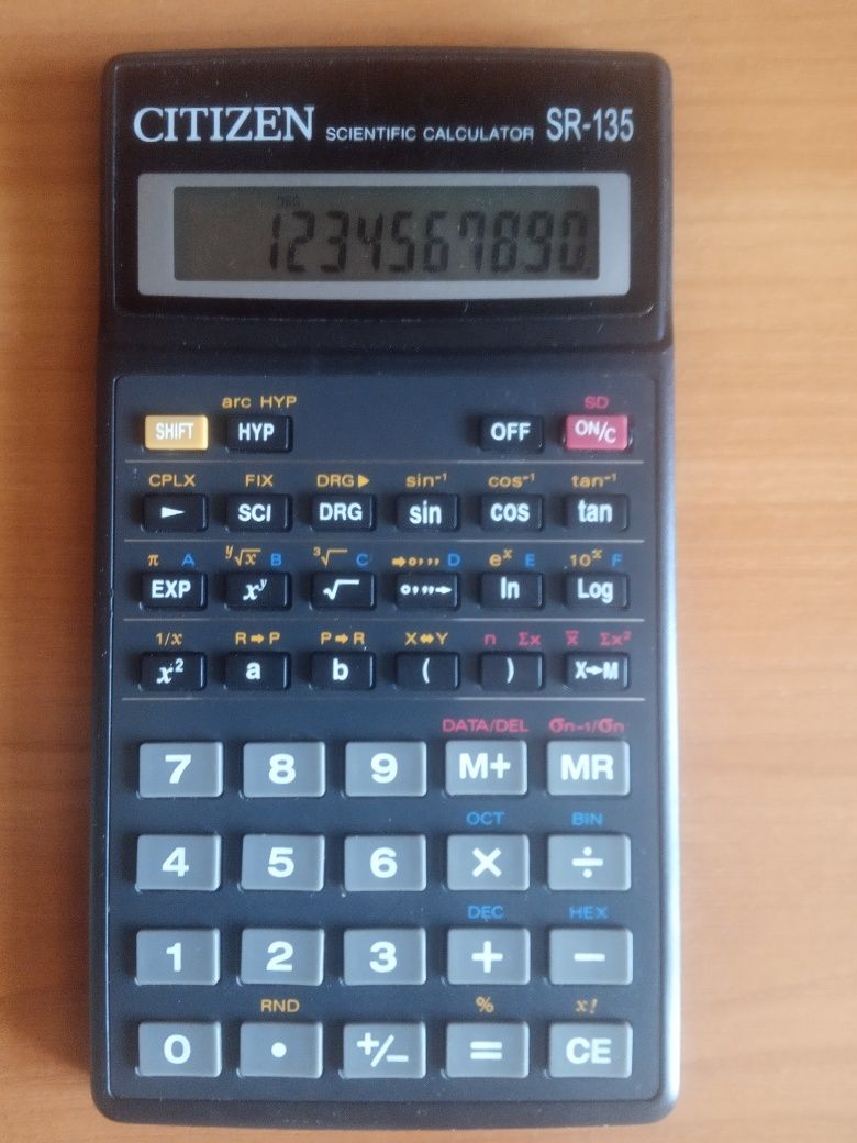 Продам калькуляторы.