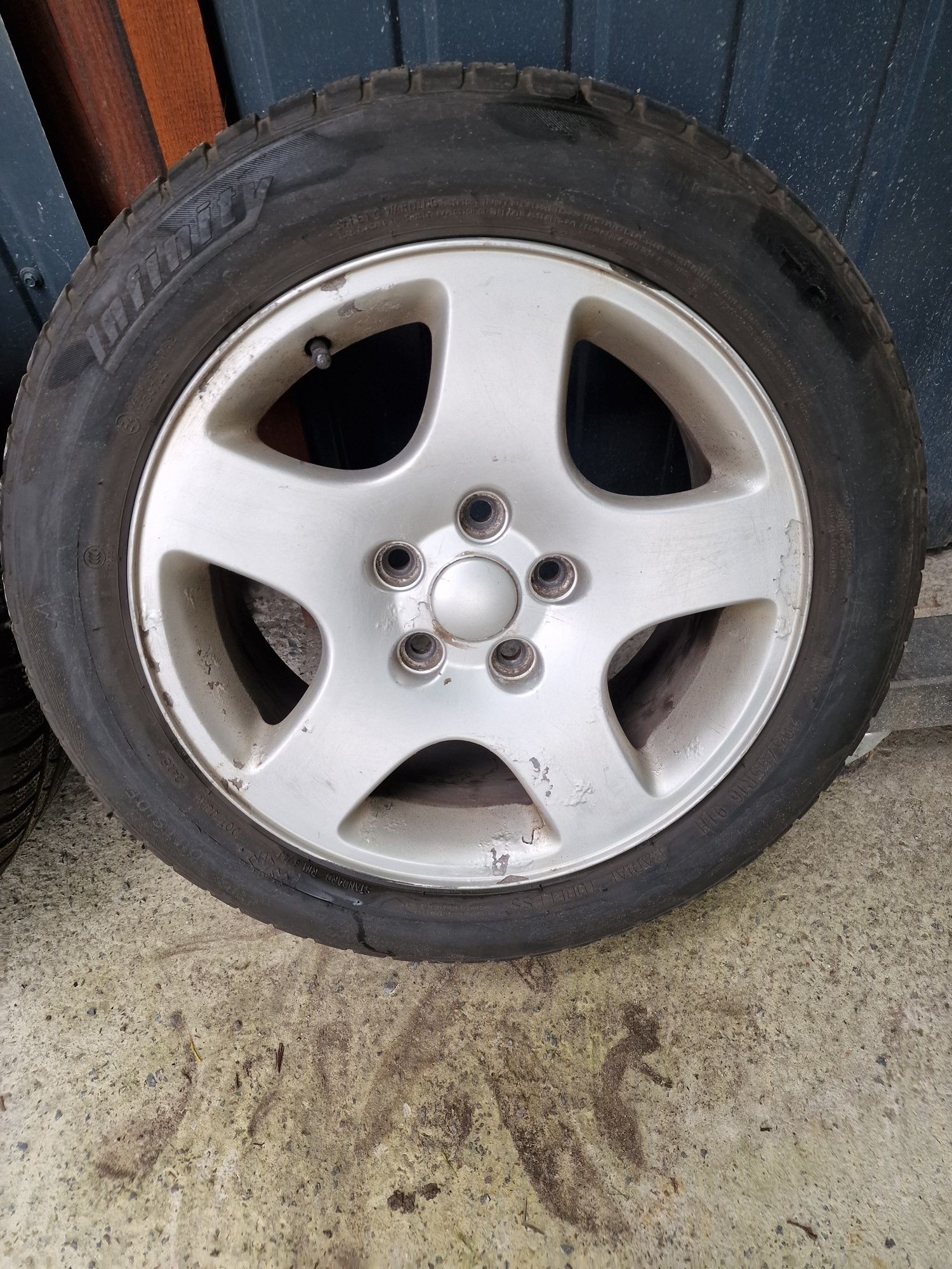 Alufelgi audi 16 5x112 7j et 45 a4,a6,a8 itp