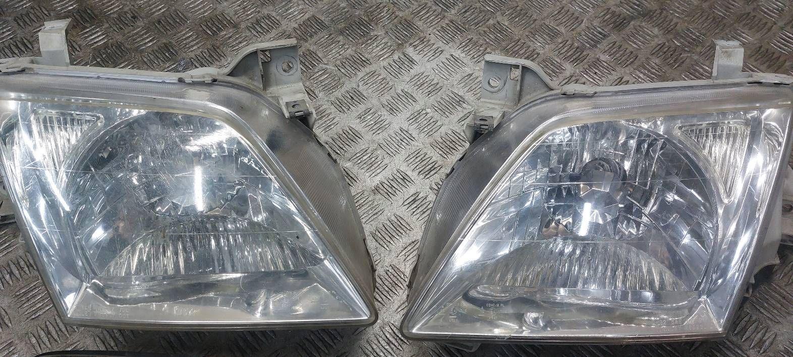 LAMPY LEWA PRAWA PRZÓD + KIERUNKOWSKAZY MAZDA MPV II