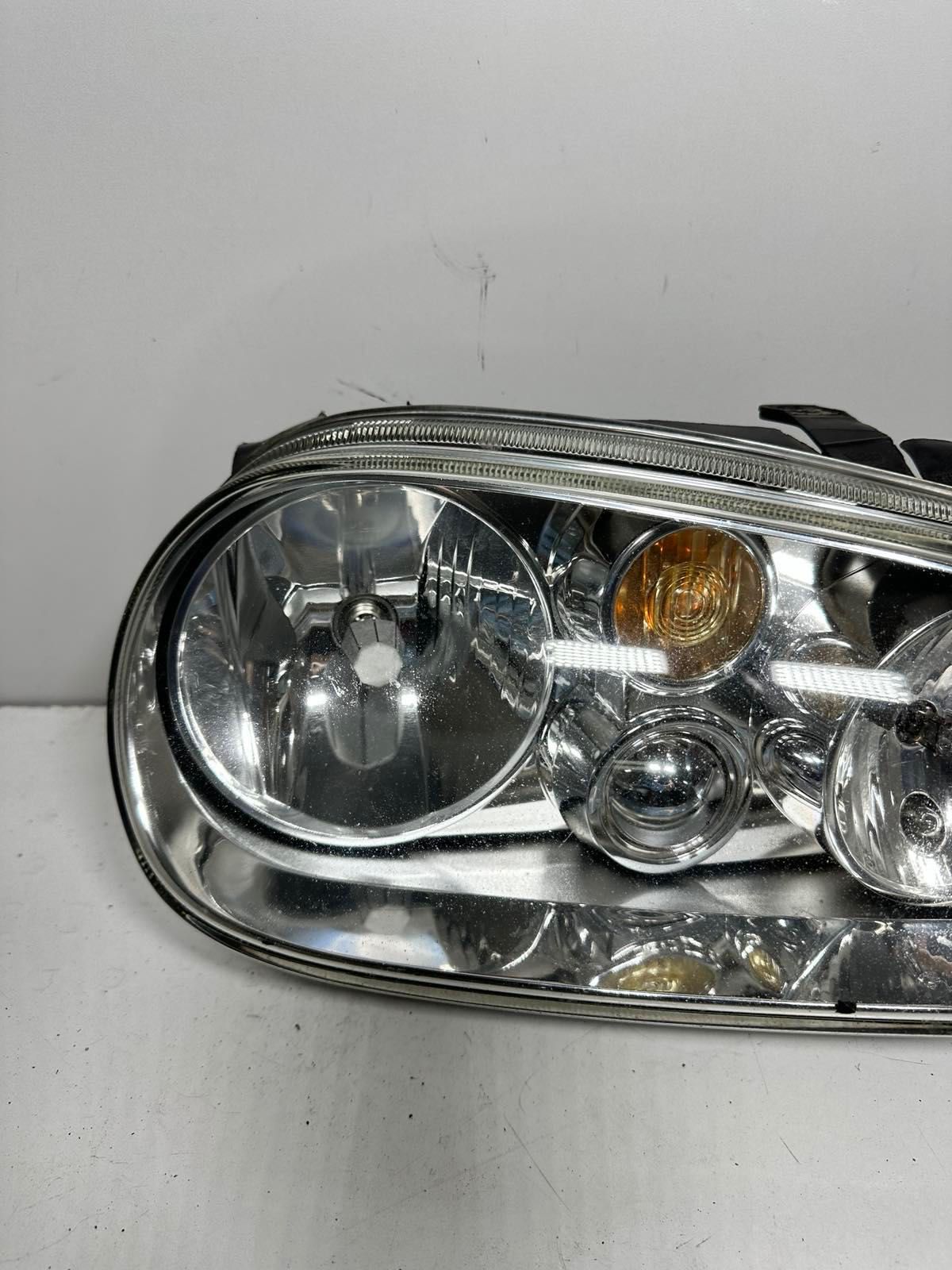 VW golf4 Lampy Przód Przednie Lewa Prawa EU cana za 1st
