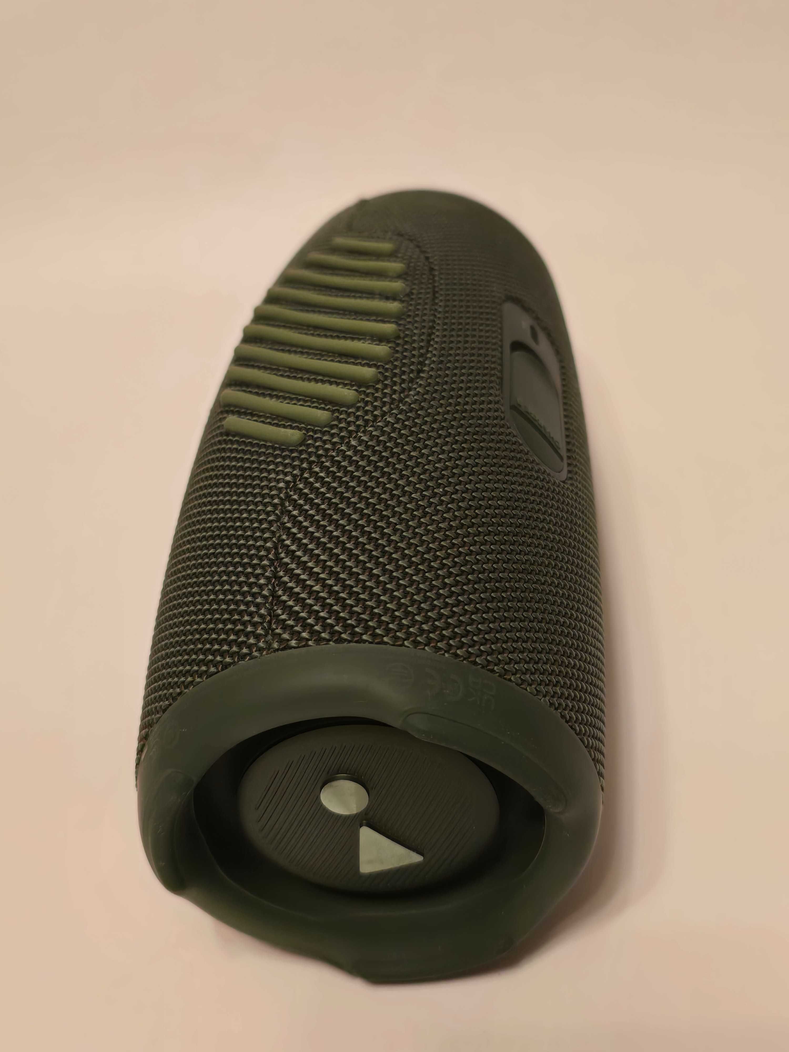 JBL Charge 5 Green Новая / Полный комплект!