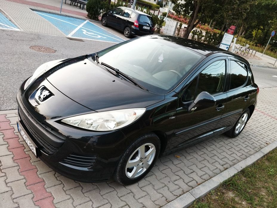 Peugeot 207 1,4 benzyna, 2009r poliftowy, wzorowy