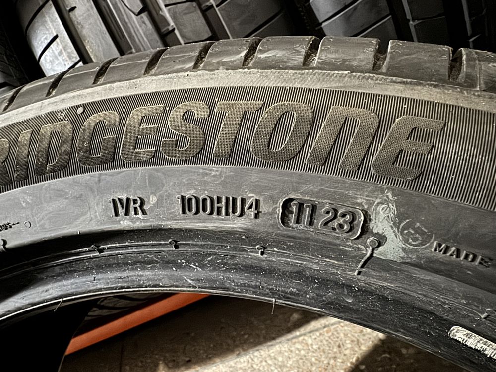 265/45 275/45 r 20 Bridgestone різноширокий