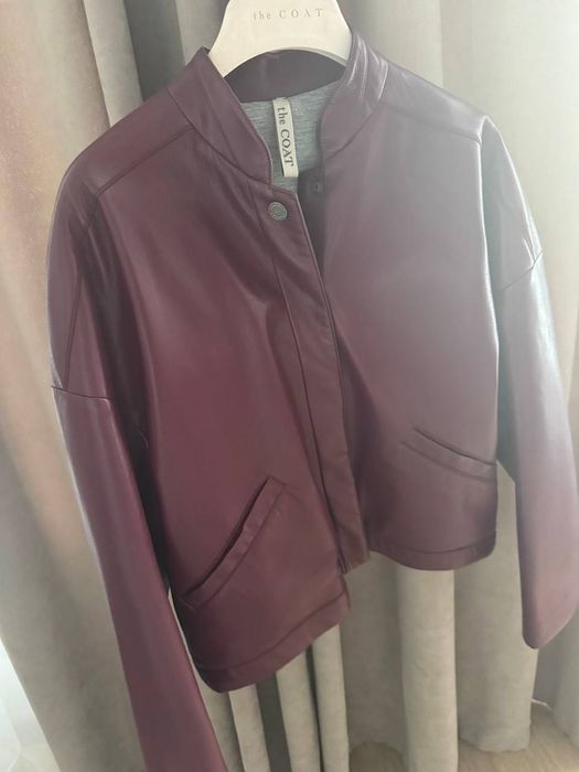Продаю Бомбер the COAT