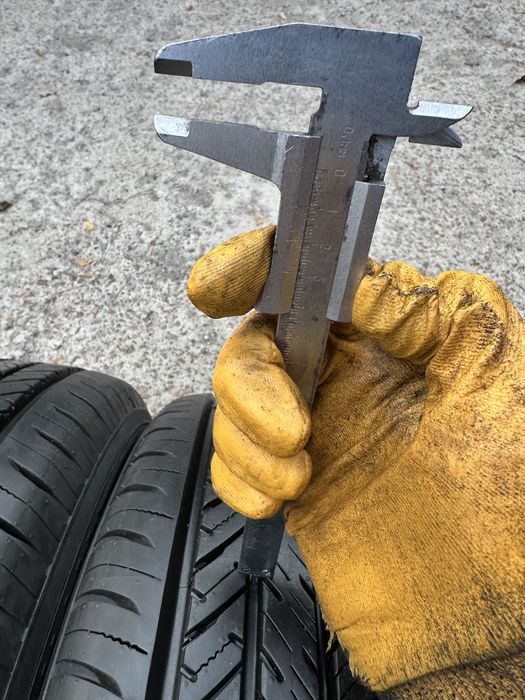 Шини 205 60 16 92V Yokohama YK-GTX All Season пара як нові