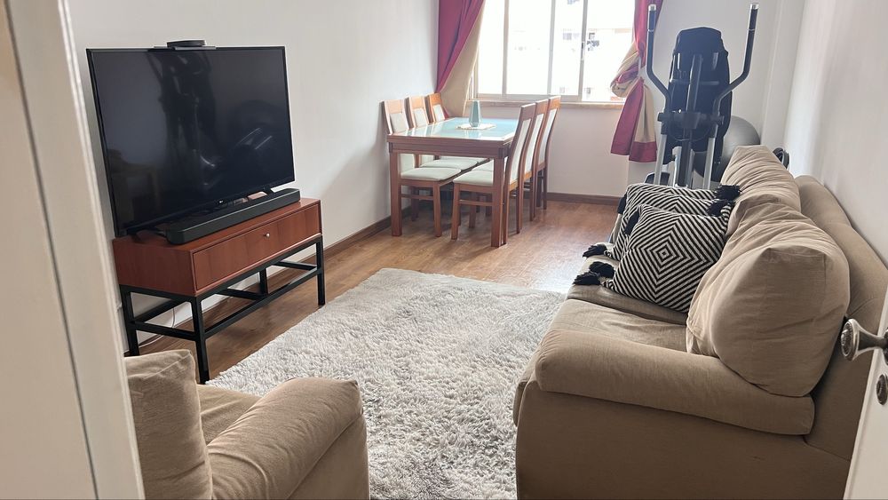 Vaga em quarto partilhado - Amadora