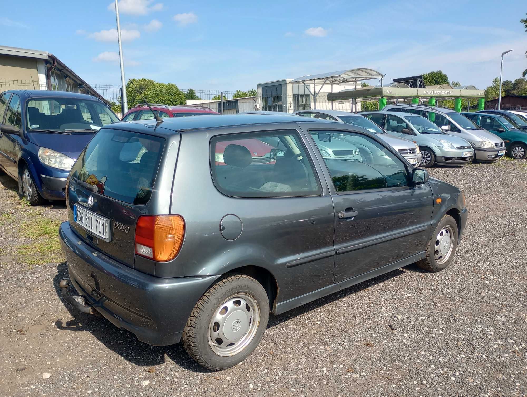 VW Polo 1.6B 75KM 1996 * el szyby sprawna klima drugie koła hak *TORUŃ