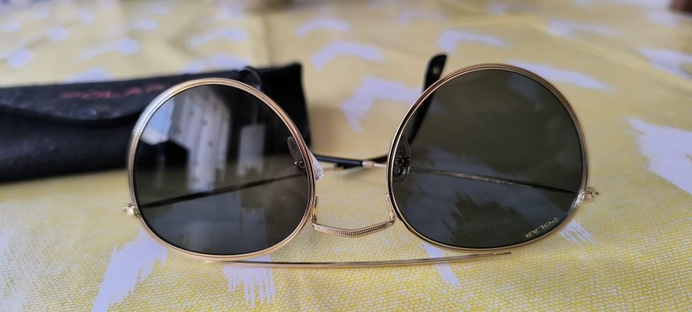 Óculos de sol originais