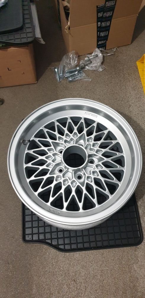Felgi Exip R15 5x112 7J ET23