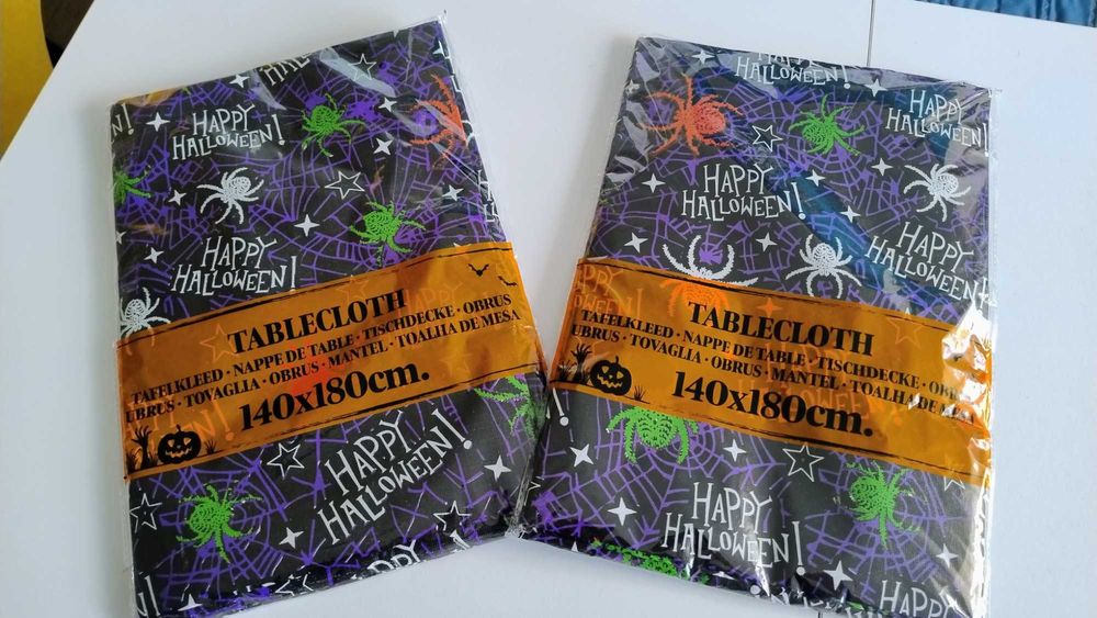 Dekoracyjny obrus halloween