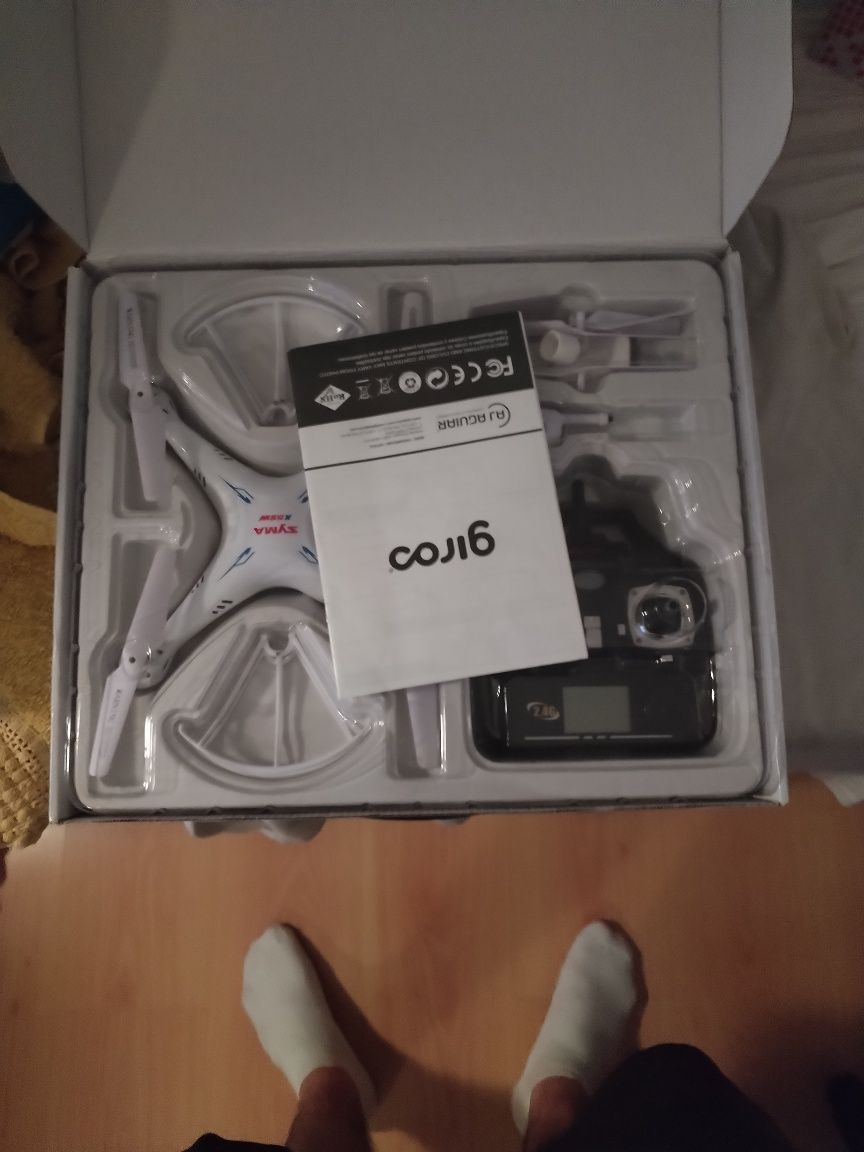 Drone syma x5sw com câmara