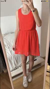 Czerwona sukienka mini wycięcie na plecach H&M