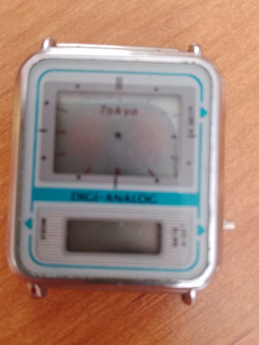 Zegarek antyk elektroniczny PRL