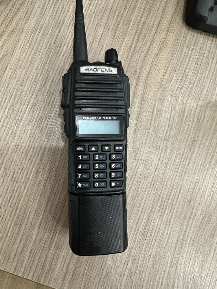 Рації Baofeng UV-82, UHF/VHF компл 4шт 5Вт + кабель для прошивки б/у
