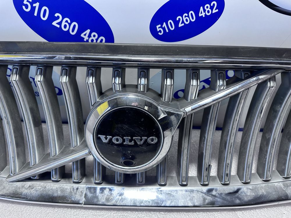 Volvo XC90 2 II grill atrpaa chłodnicy lift Inscription