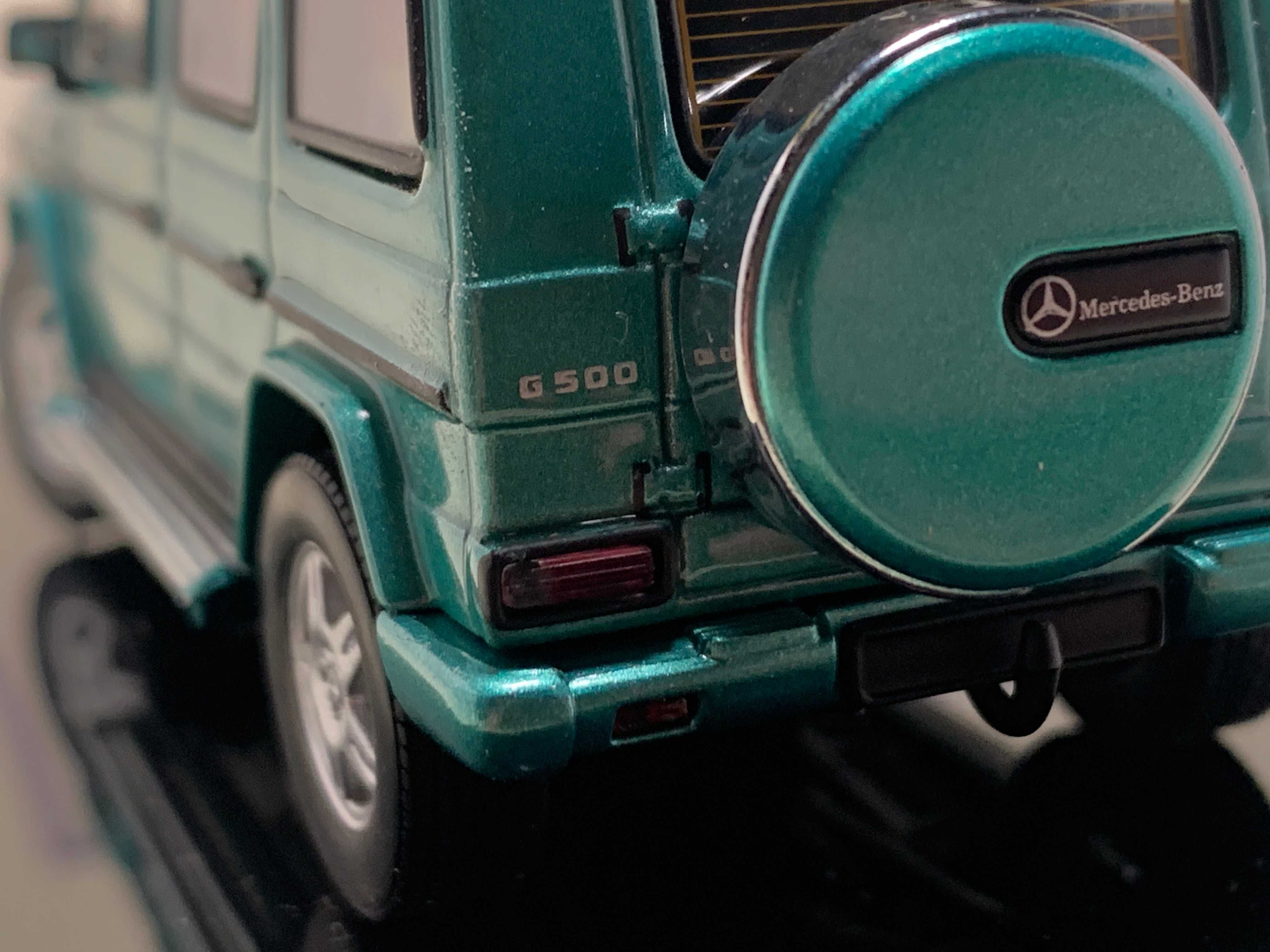 AutoArt Mercedes-Benz G500 Klasa G G-Class Gelandewagen 1:43