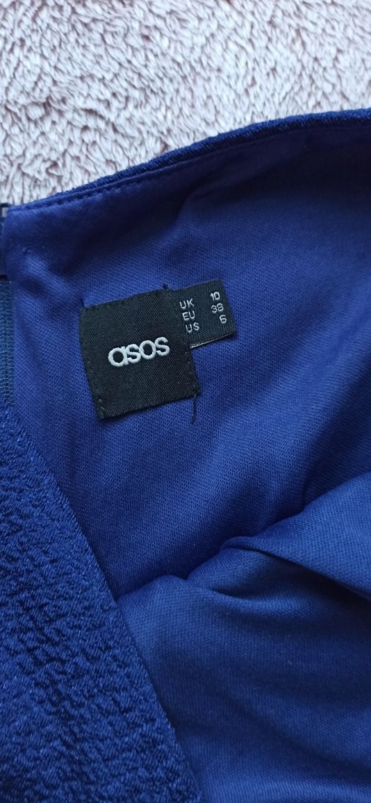 Sukienka bardotka kobaltowa koktailowa wigilia 38 ASOS Midi odkryte ra