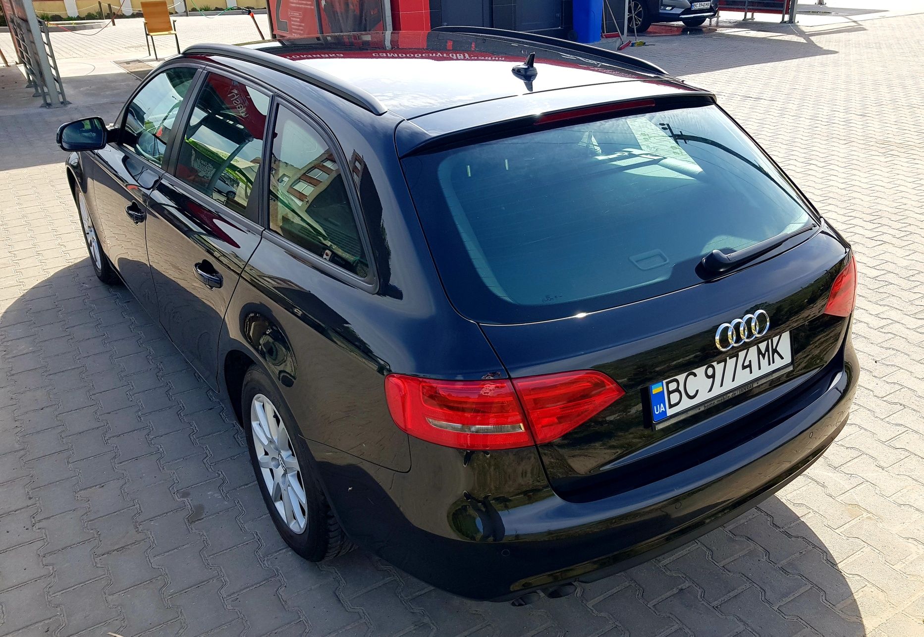 Audi a4 b8 2.0tdi Avant