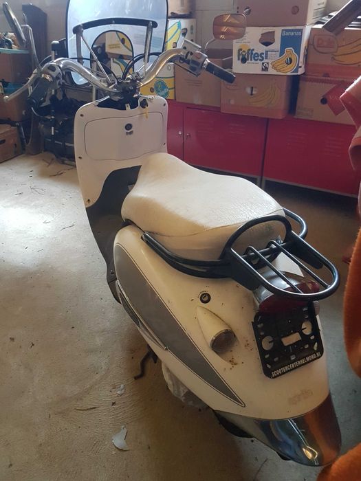 Aprilla moijto custom 50